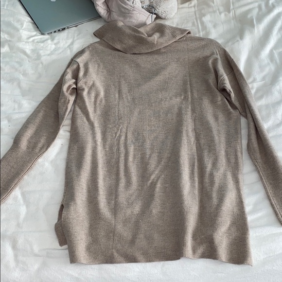 Loft Sweater - Picture 4 of 5